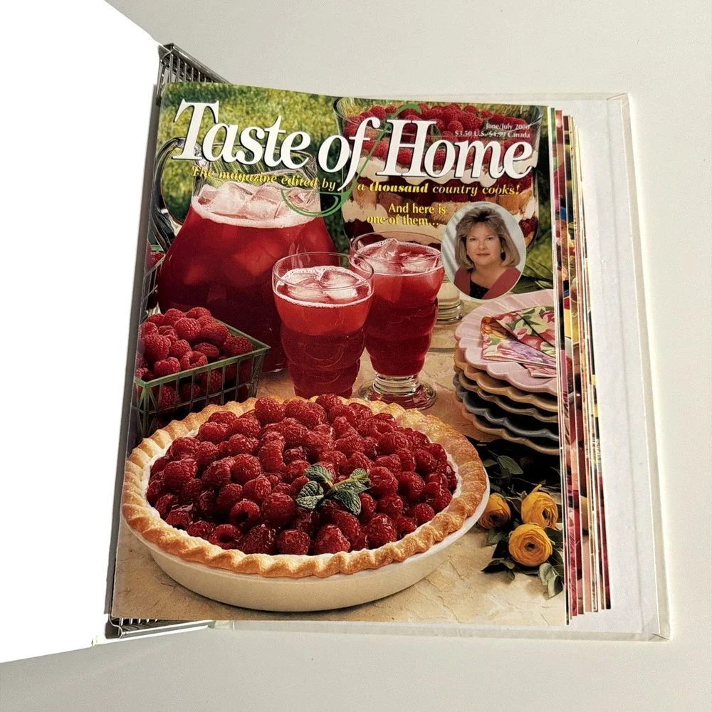 Taste Of Home Magazine Collection Vintage Cookbook Kitchen Farmhouse Decor 00-02
